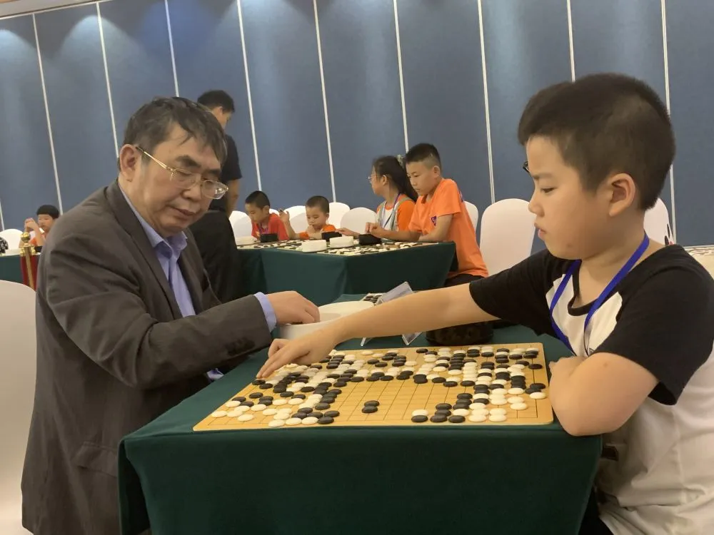 世界各地的游戏：围棋，棋中之王