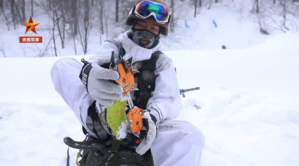 银装素裹的雪地英雄