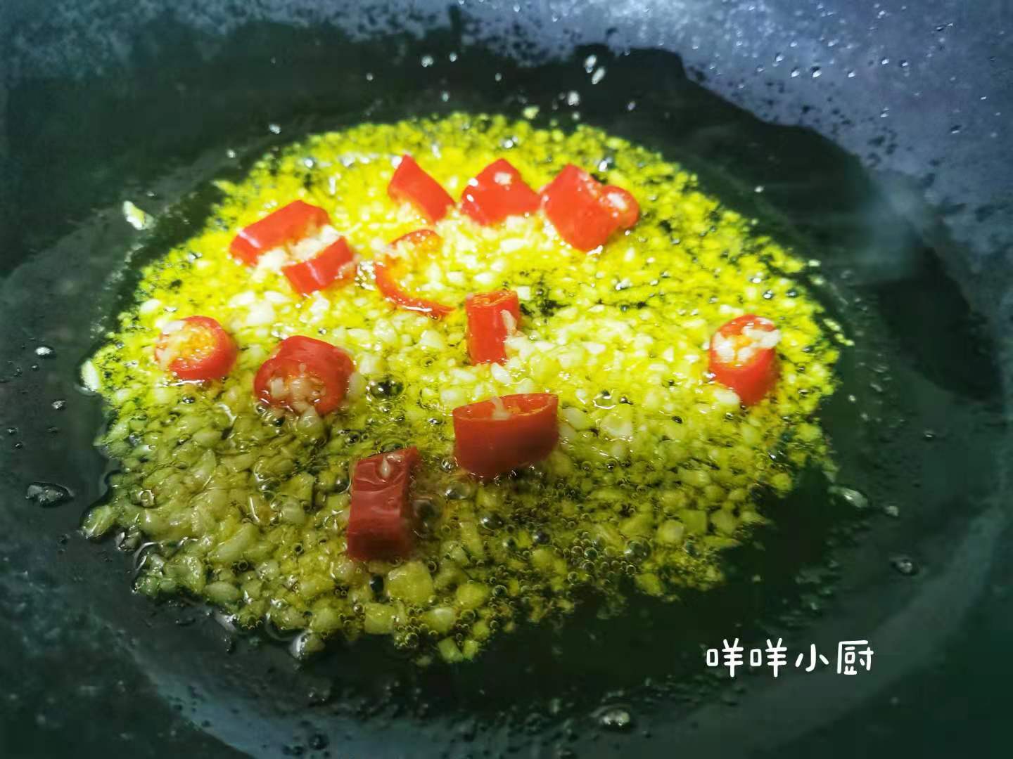 水煮黑背鲈食谱材料有哪些_水煮黑背鲈食谱材料有哪些_水煮黑背鲈食谱材料有哪些