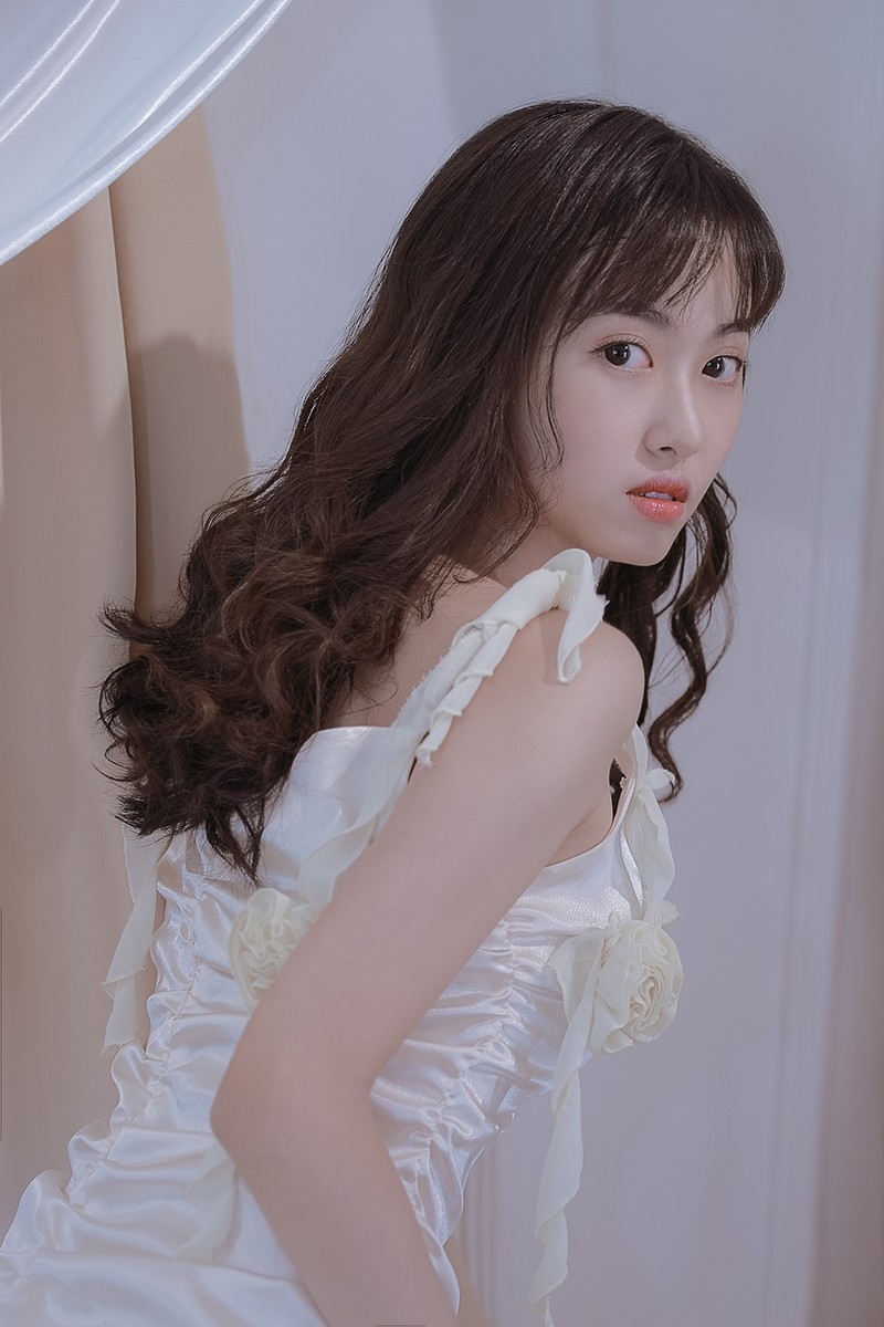 林丹拍大尺度写真_尺度写真美女大胸图片_大尺度美女写真
