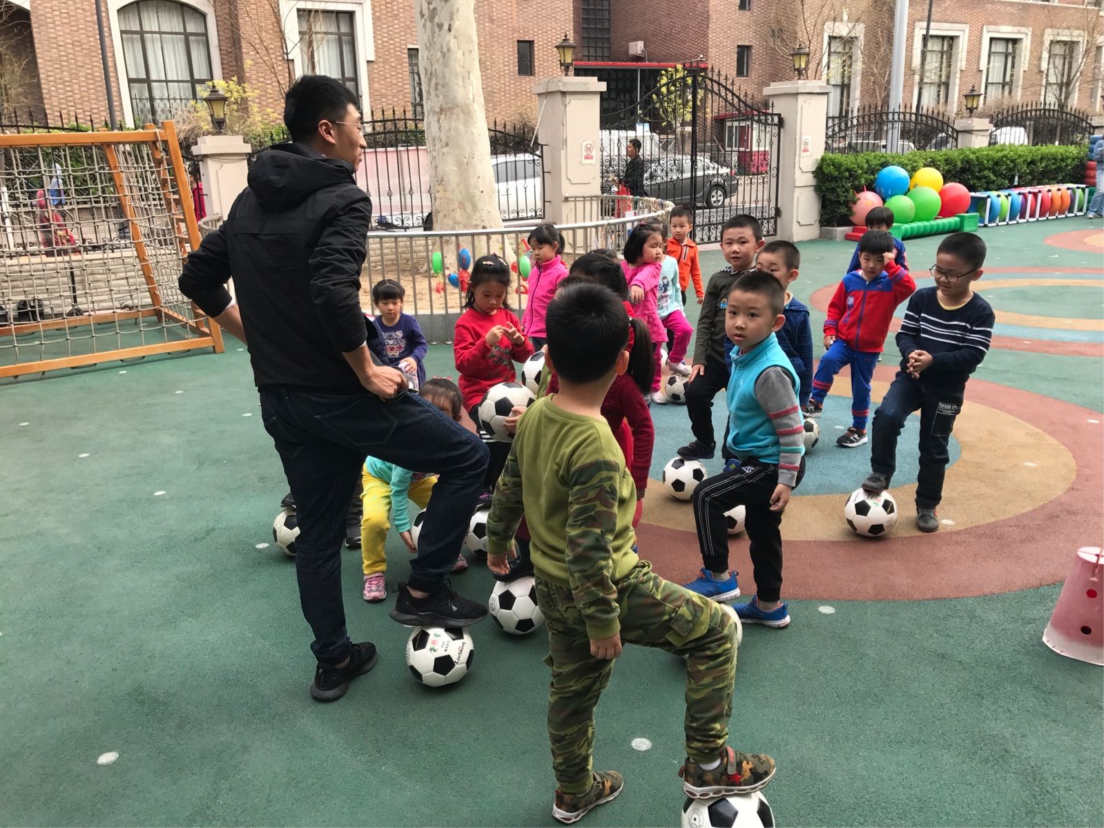 好玩足球手机游戏有哪些_好玩足球手机游戏推荐_好玩足球手机游戏