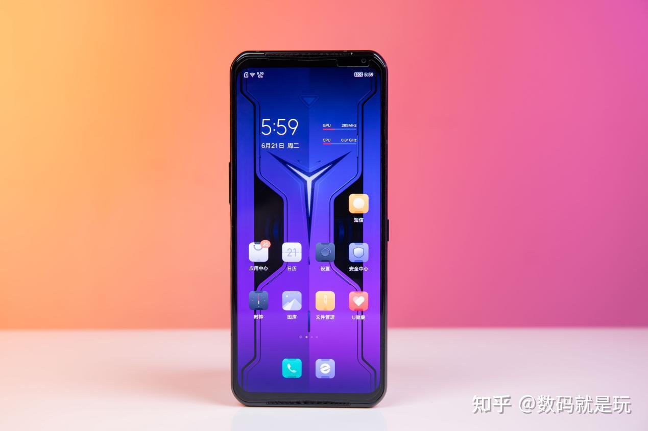 专门玩游戏的手机卡_买什么游戏手机不卡顿不卡_玩游戏卡的手机