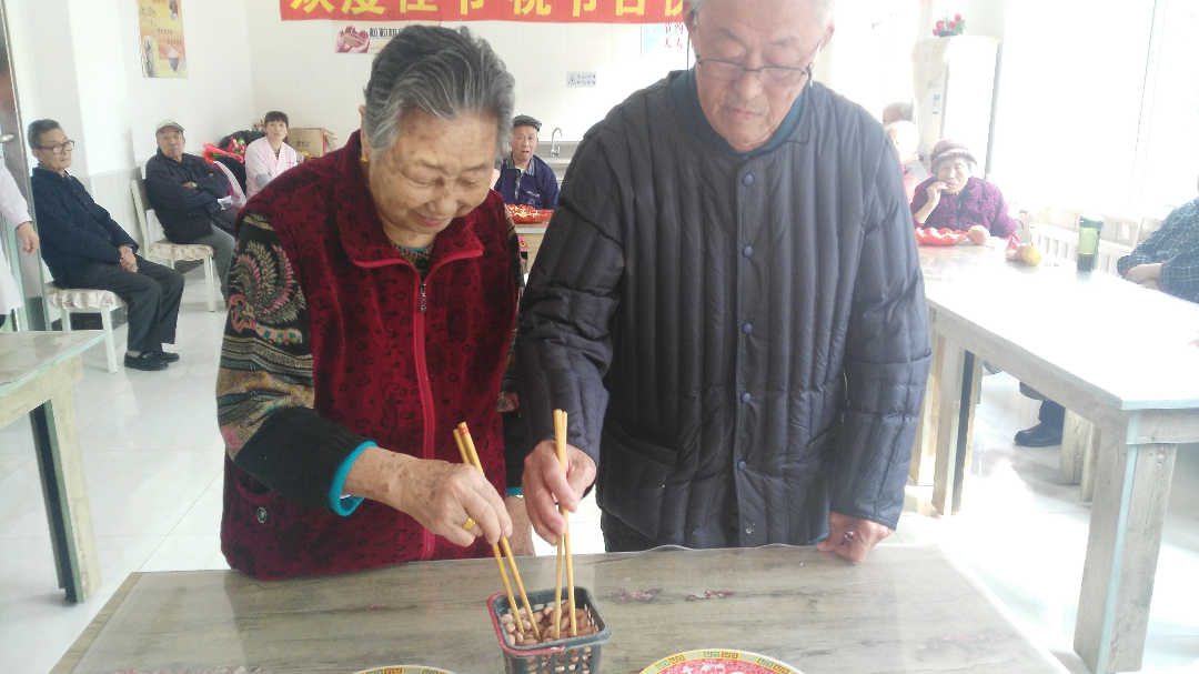 老年手机上的小游戏软件_老年手机自带游戏_老年手机游戏